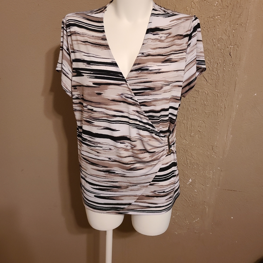 212 Ladies XL Wood Grain Faux Wrap with Metal